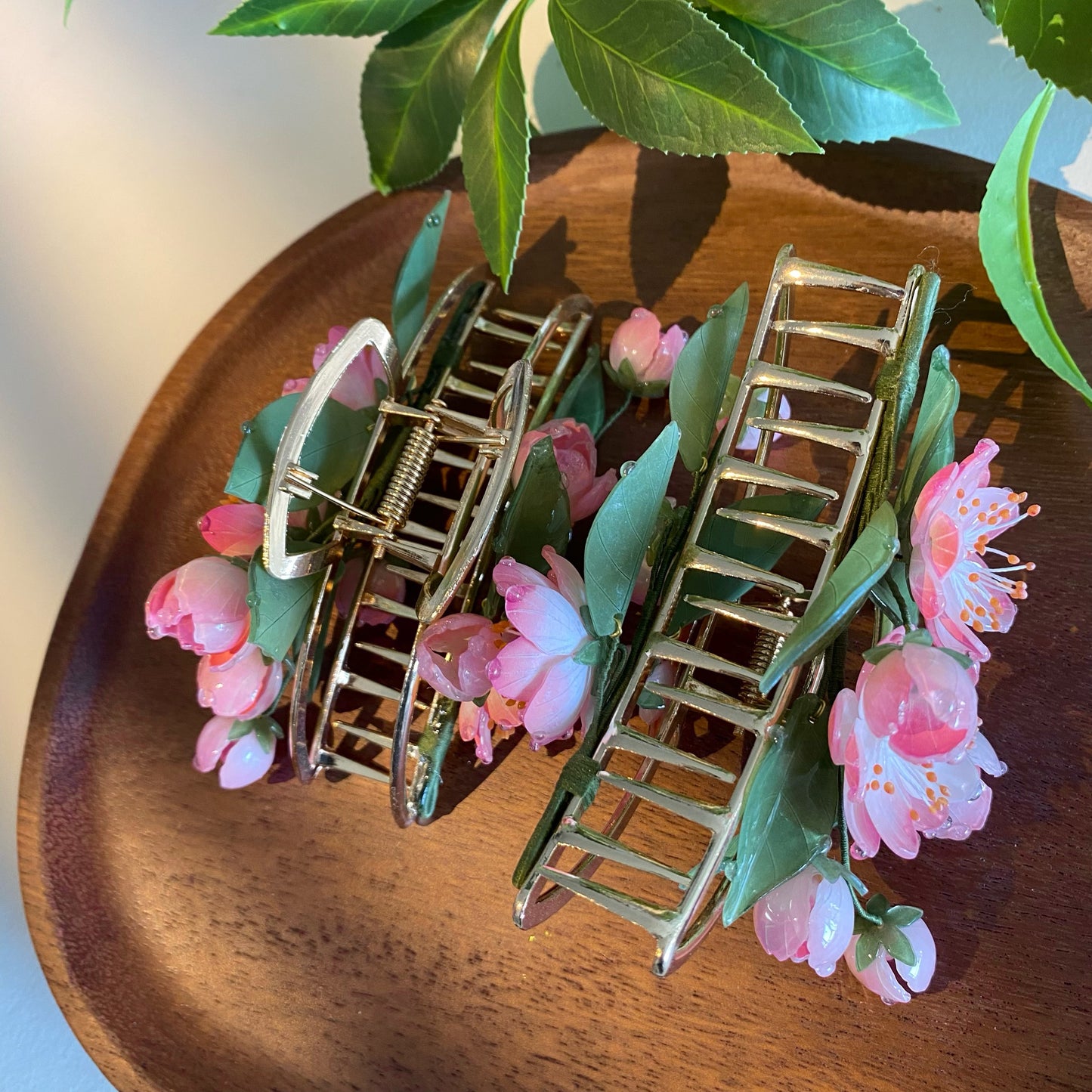 Sakura Hair Claw 🌸 Cherry Blossom