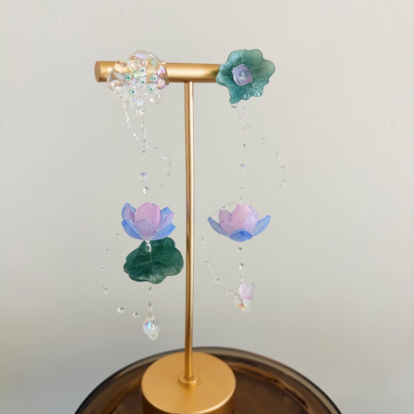 【one-off】Monet’s Water Lily Garden Earrings