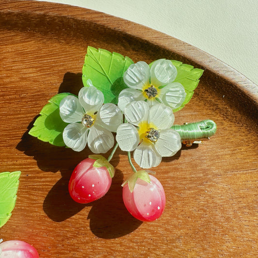 Handmade Strawberry Hair clips 🍓