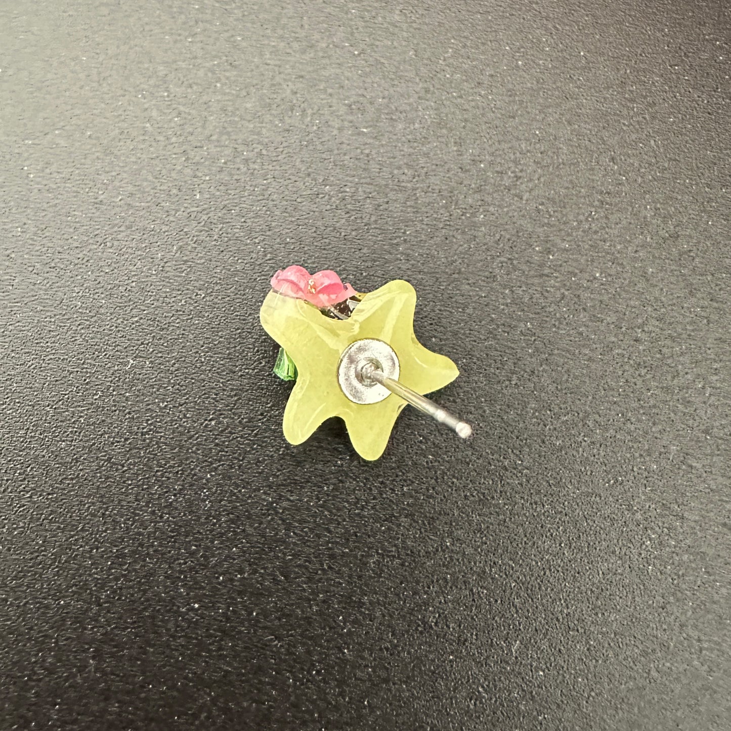 Flower Mailstar Studs